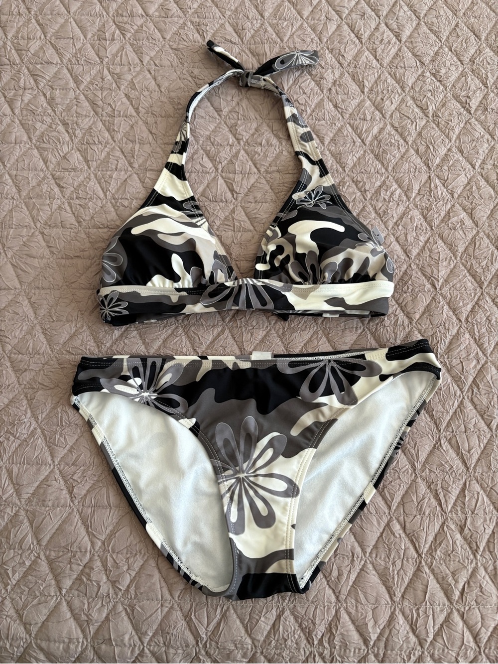 Old Navy Black, White & Gray Floral Camo Bikini Set